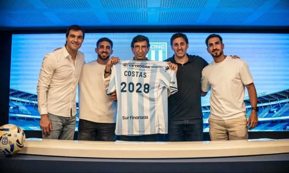 El entrenador renovó su contrato por tres años y ratificó su compromiso con un proyecto