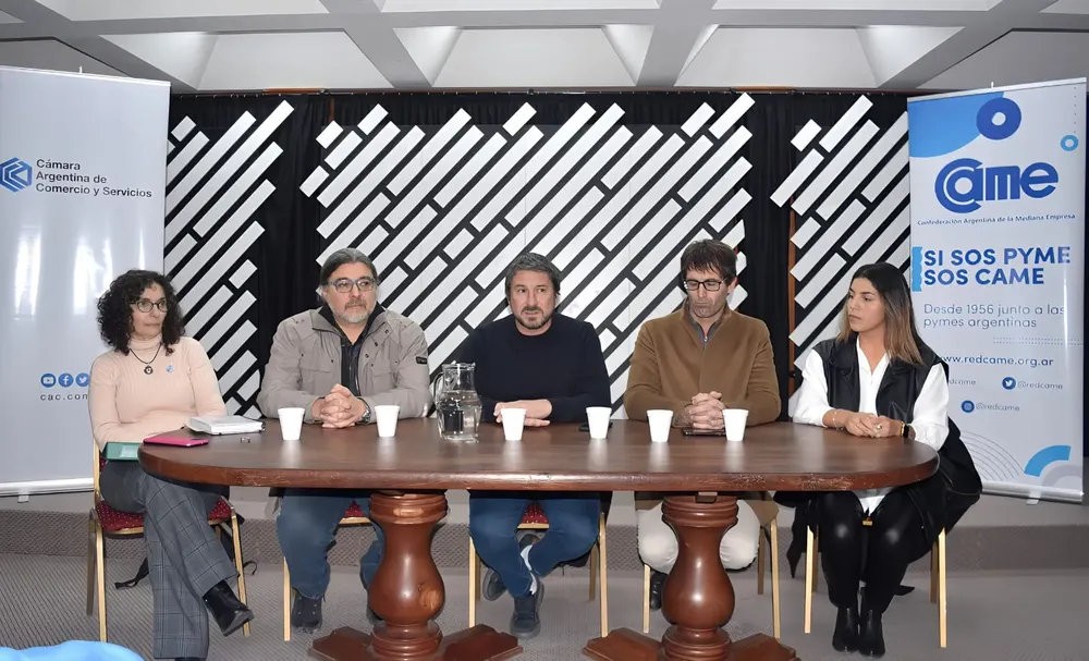 Turismo: planean la incorporación de agencias de viajes a la CICECh y al Entretur