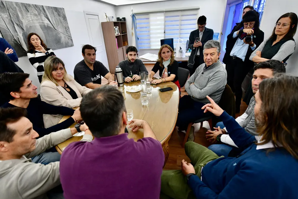 Torres se reunio con la intendenta de Rada Tilly