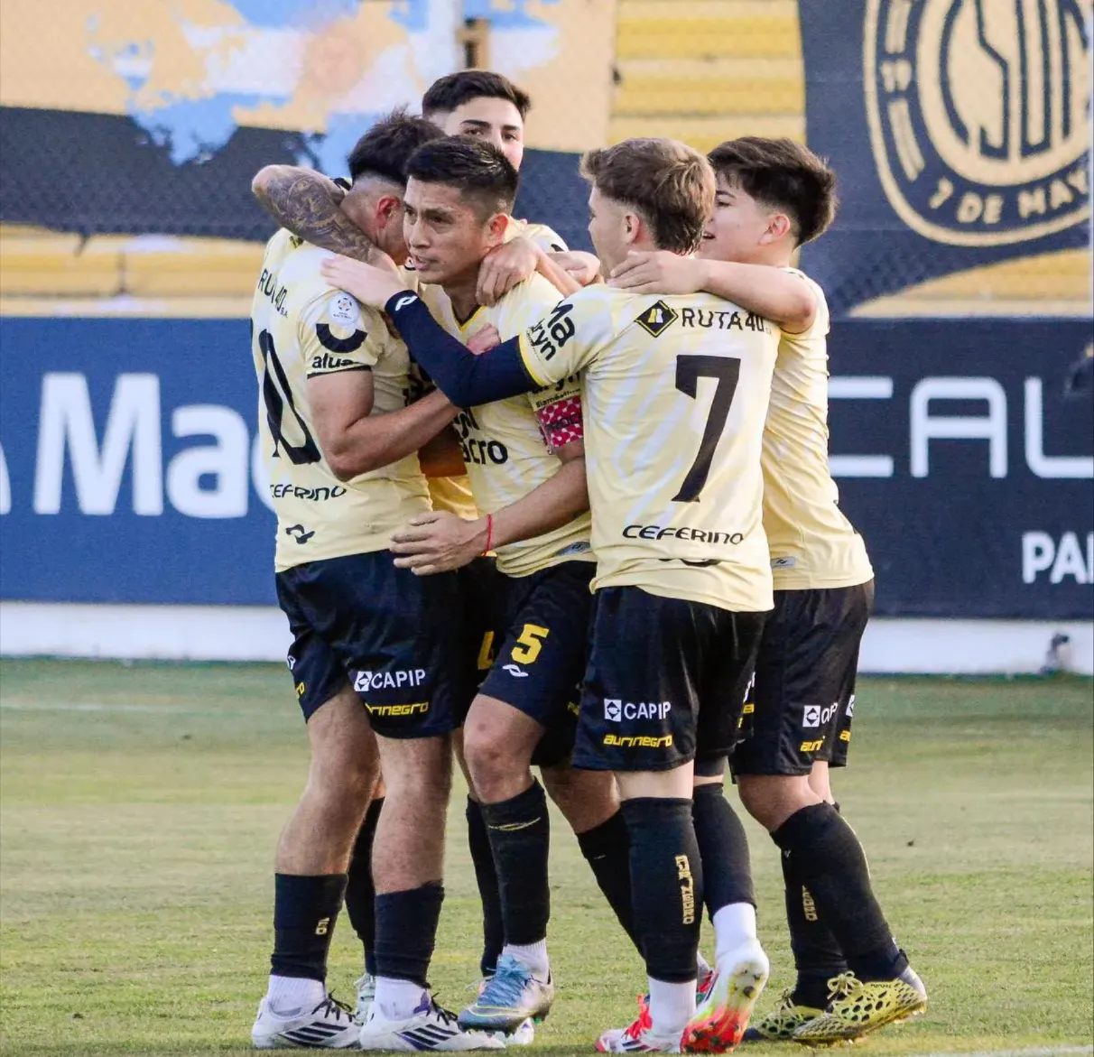 Deportivo Madryn Apertura 2025 de la Liga del Valle