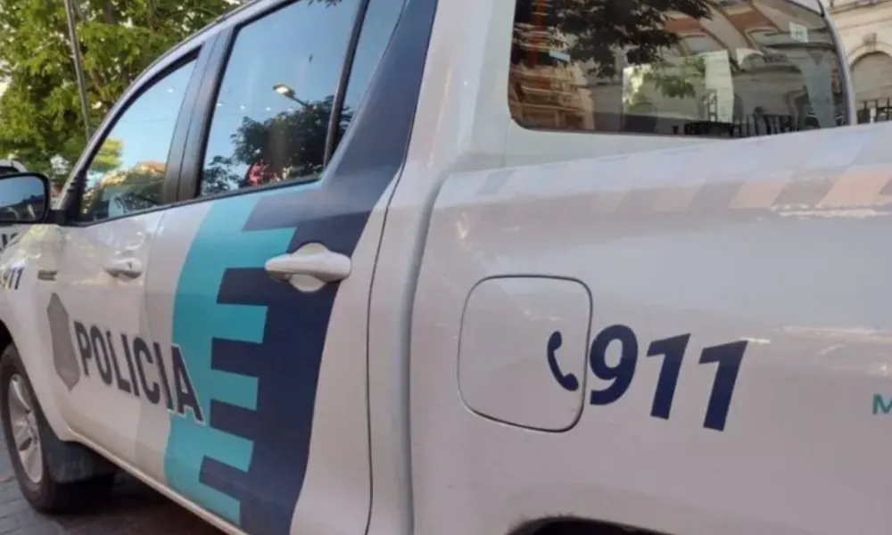 Policía
