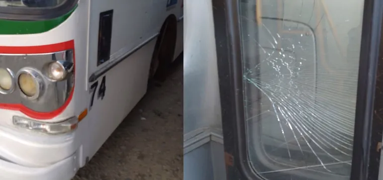 vidrio del colectivo roto