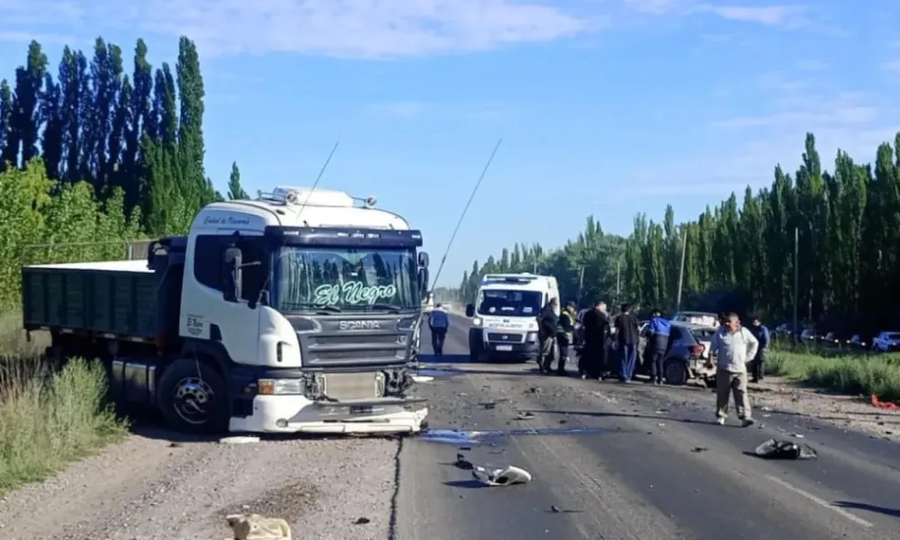 triple choque en ruta 251