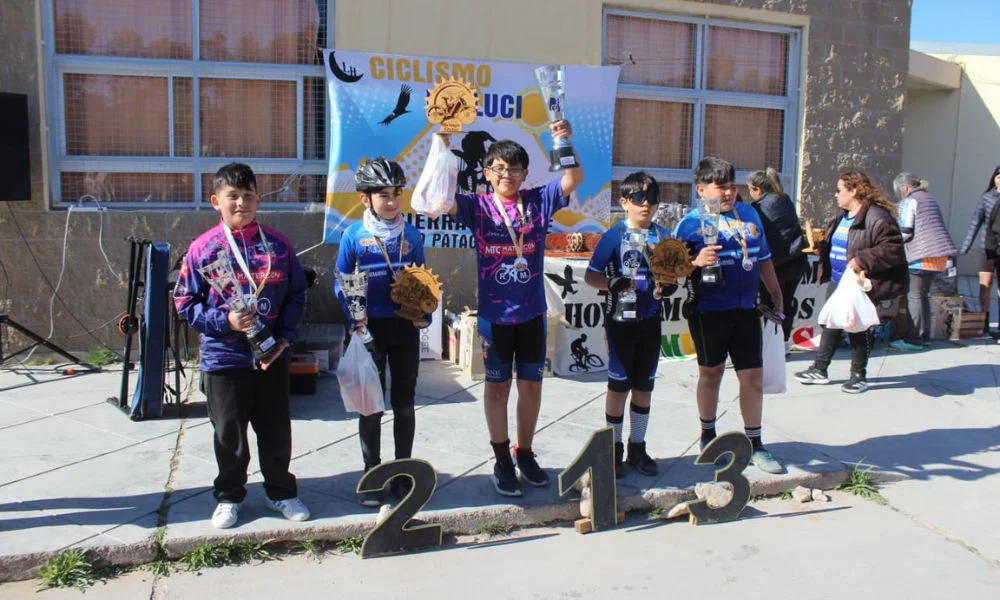 Competencia de ciclismo infantil
