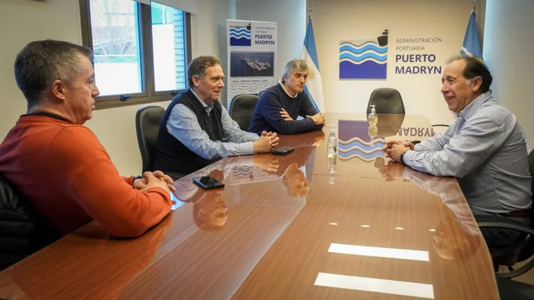 Reunión en la Administración Portuaria
