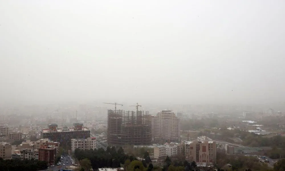 Contaminación en Teherán. Foto: EFE/EPA/Abdein Taherkenareh/El Confidencial
