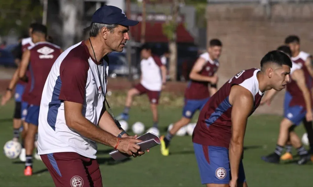 Lanús y Huracán se miden en Quilmes
