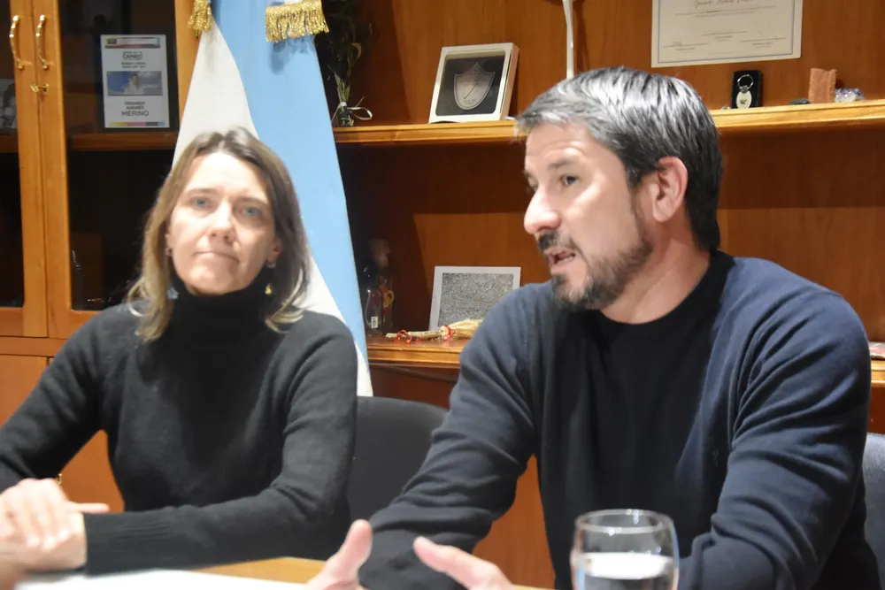 Merino y la UNPSJB rubricaron convenio de cooperación