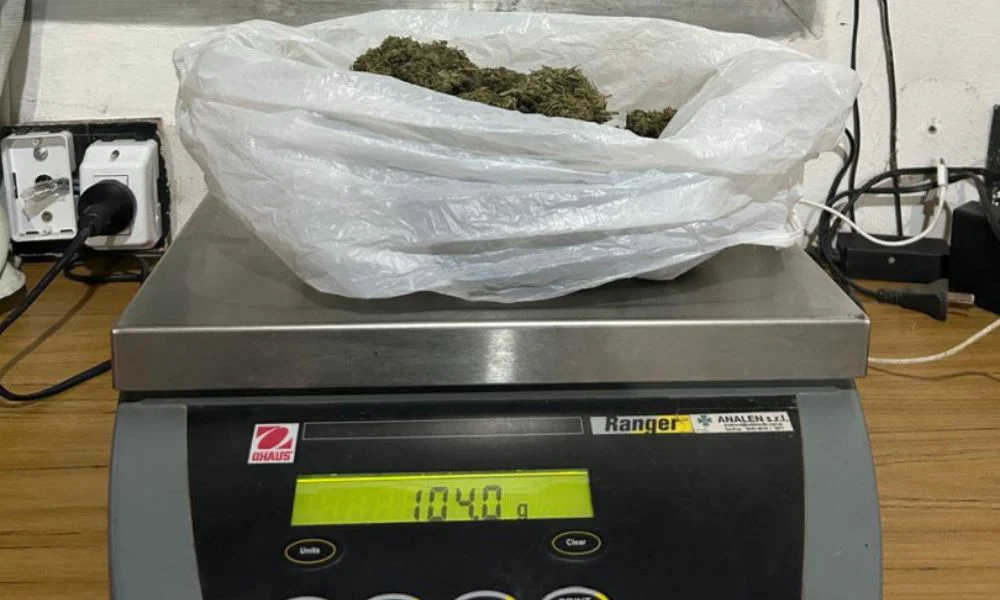 Marihuana en encomienda y detenido en Neuquén