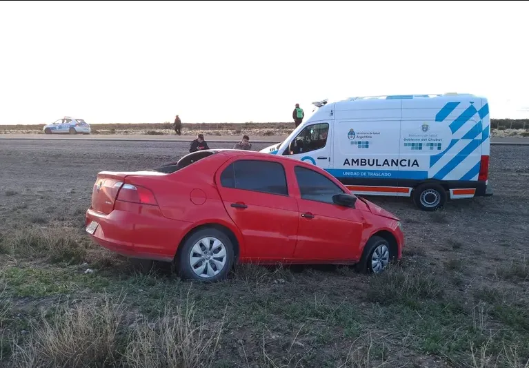 Accidente en la Ruta 3: Volcamiento de VW Voyage con Resultados Menos Graves
