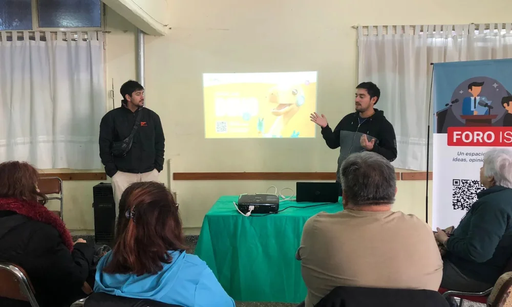 Capacitan a jubilados en tecnología