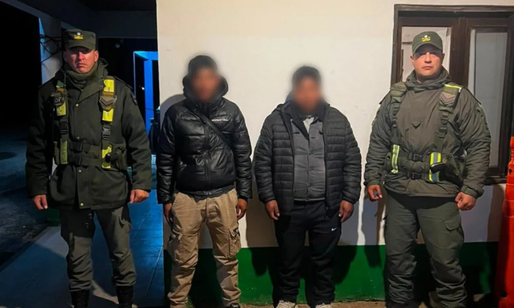 Expulsan a dos peruanos del país. Foto Prensa Gendarmería
