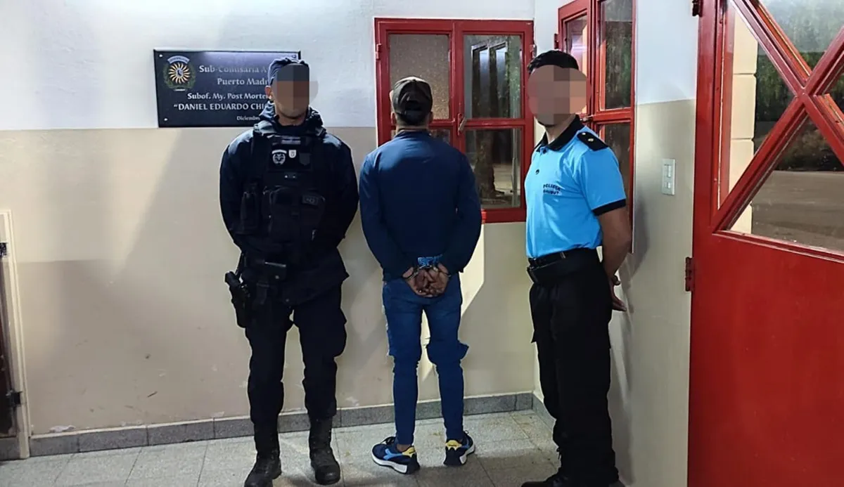 Hombre detenido en Arroyo Verde