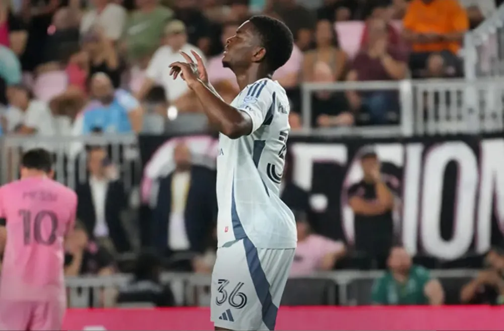 Chicago golpeó rápido en Miami. D'Avilla, Dean y Kouamé