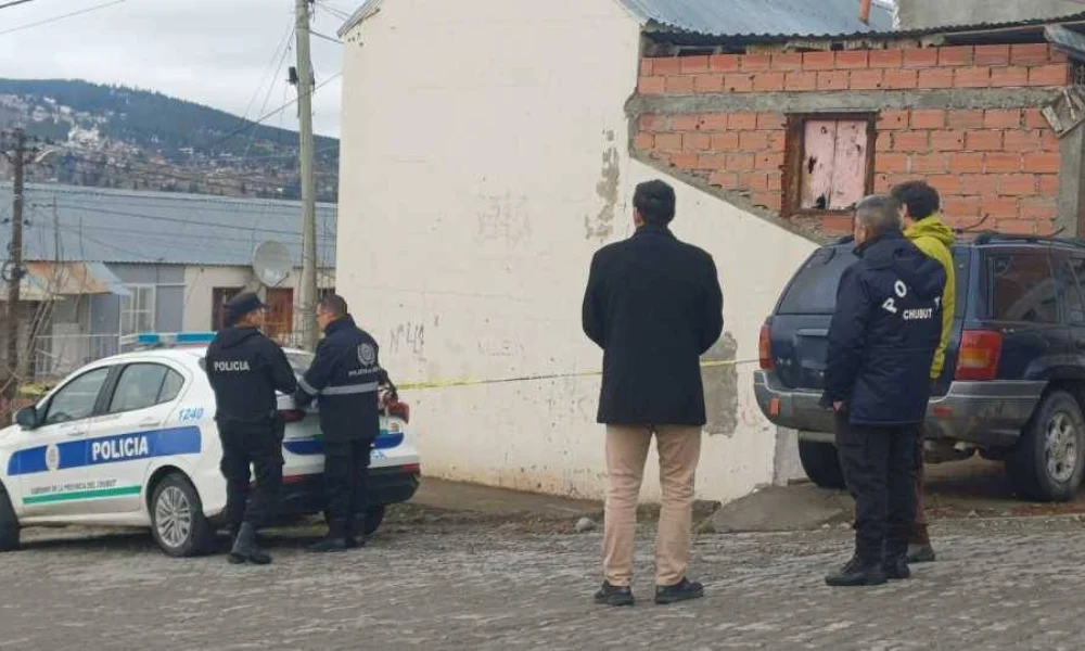investigan homicidio en Esquel