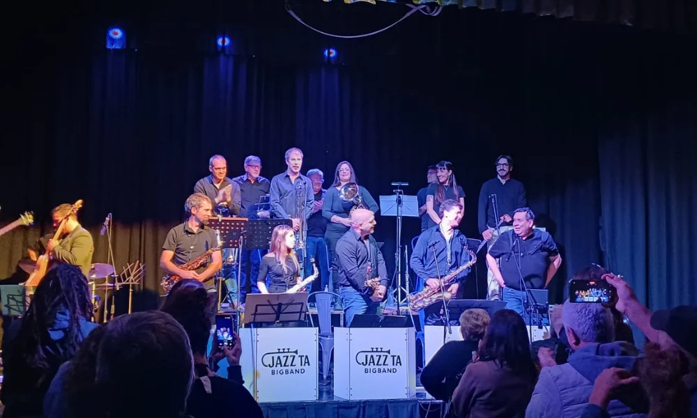 Jazz Tá Big Band