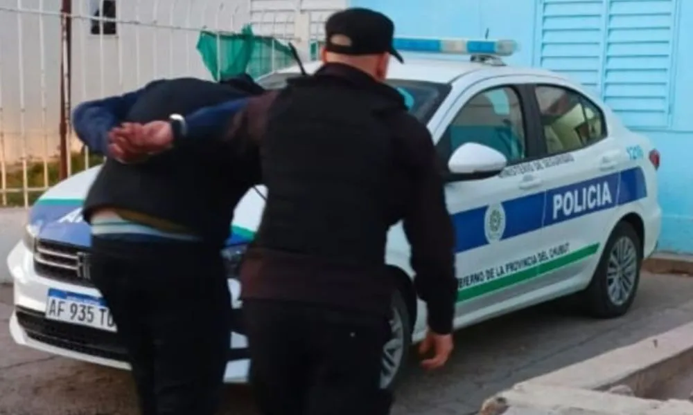 Detenidos en Comodoro por robar una rueda de auxilio