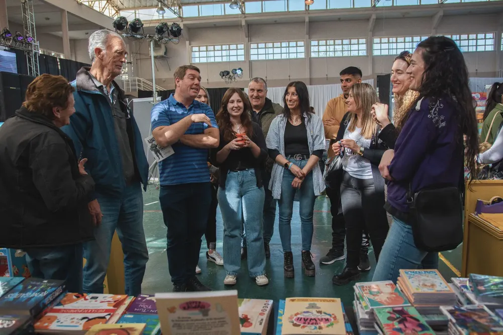 Con rotundo éxito finalizó la 2° edición de la Feria Municipal del Libro en Rawson