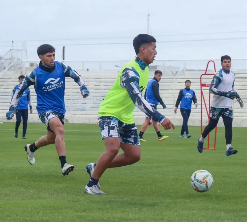 Guillermo Brown se prepara para enfrentar a Villa Mitre
