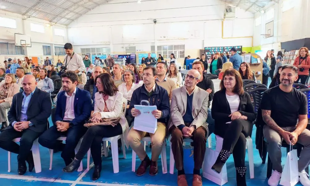 Feria del Libro Puerto Madryn jueves