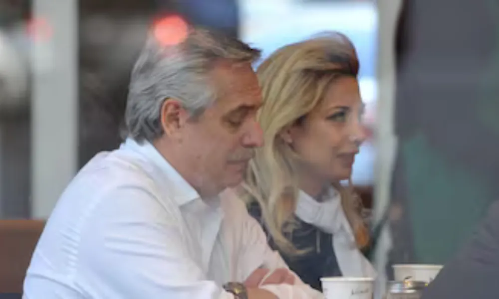 Alberto Fernández  y Fabiola Yañez