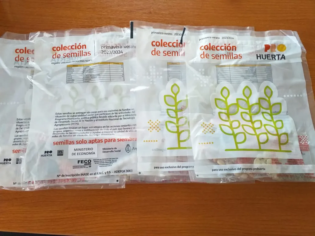 Entregan semillas huertas Trelew 1