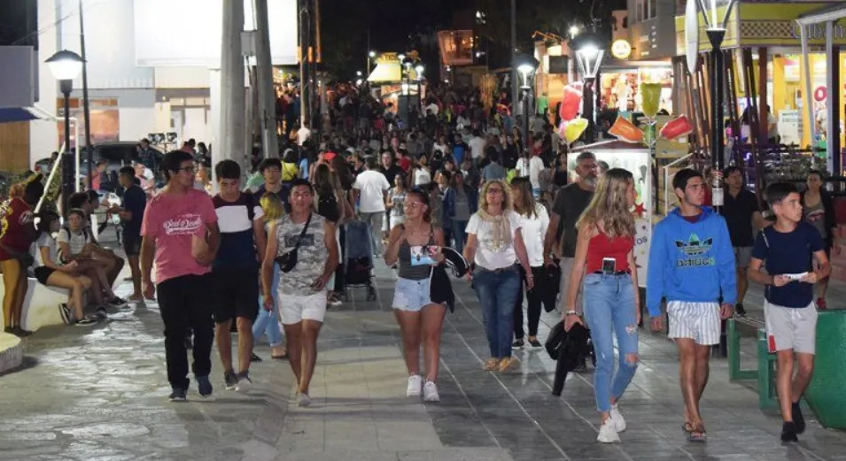 peatonal las grutas