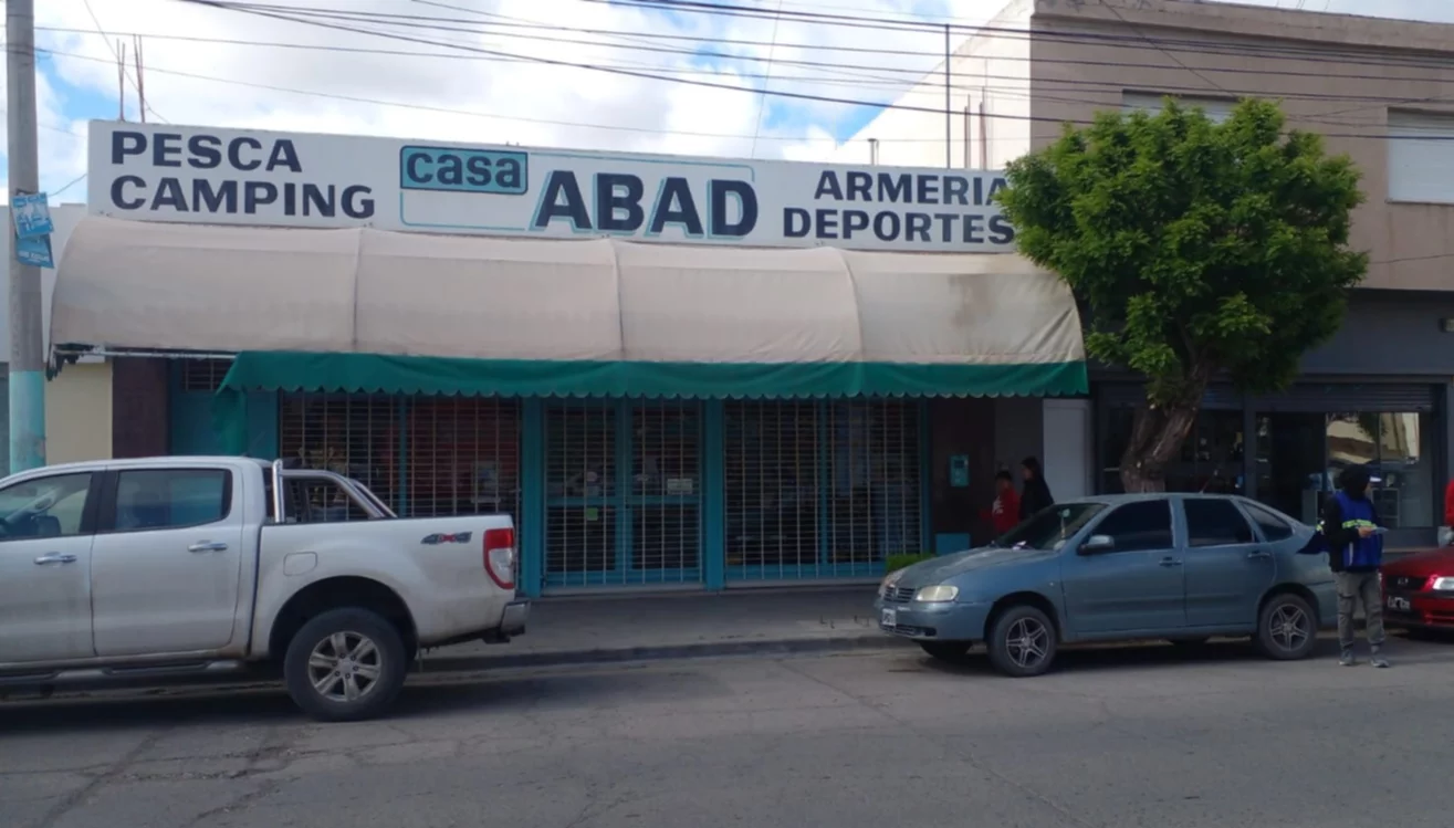 Robo armería Trelew. policía 1