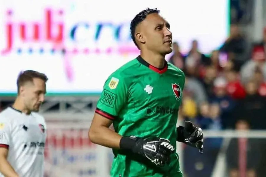 Gracias a Keylor Navas, Newell's rescató un empate ante Unión.