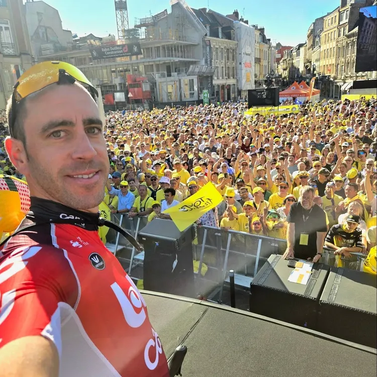 El ciclista argentino completó otra exigente jornada en el Tour de Francia.