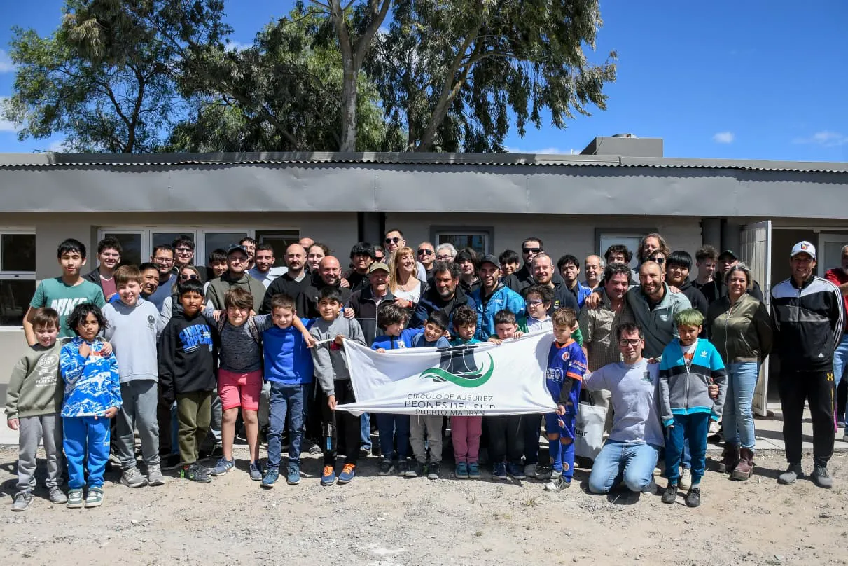 El Círculo de Ajedrez Peones del Sur inauguró su nueva sede. 3