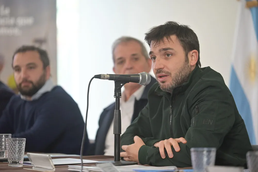 El gobernador anuncio obras para Puerto Madryn y Trelew