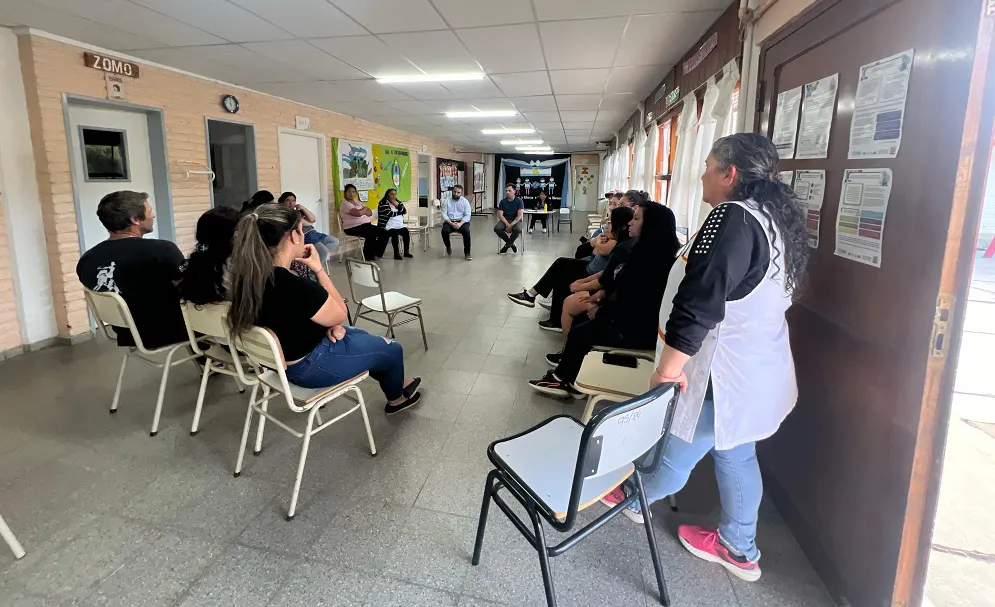 Reuniones en escuelas de Chubut
