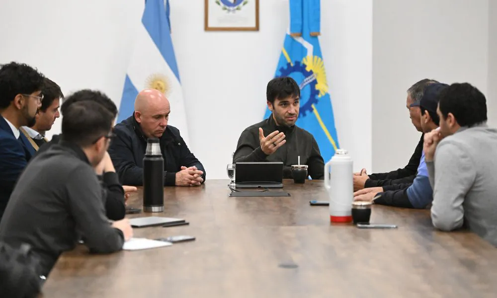 Reunion del gobernador en Casa de Gobierno con SOMU