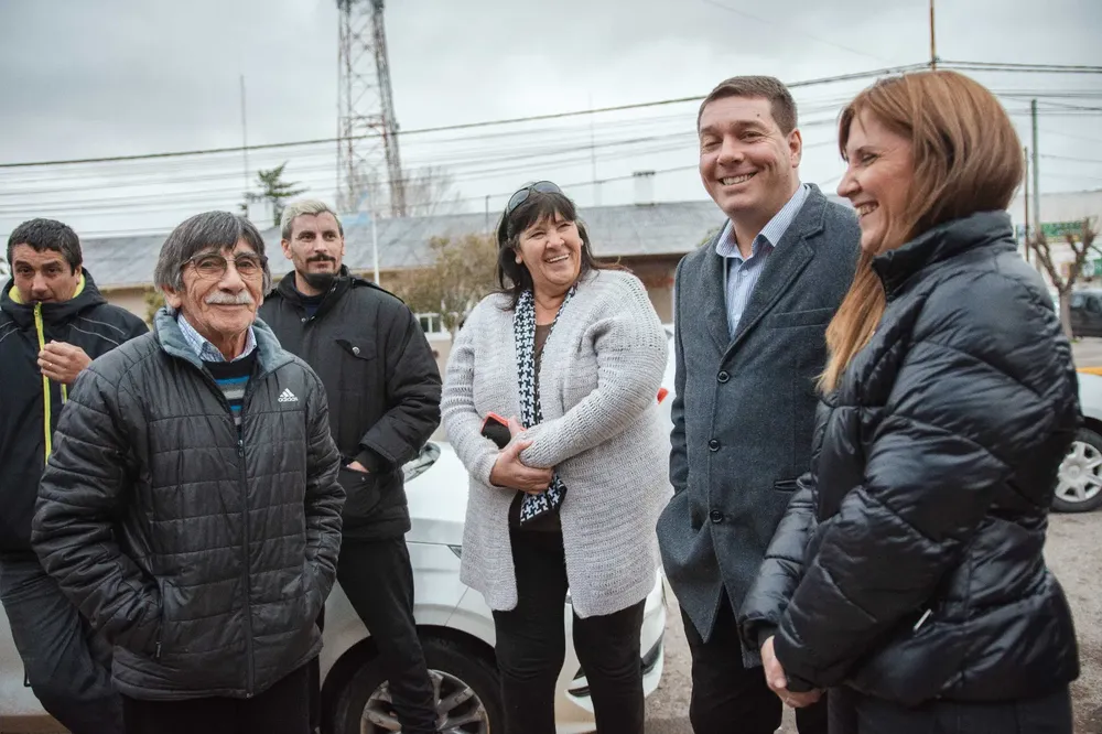 El intendente Biss participó de la inauguración de la caseta para taxistas en Rawson