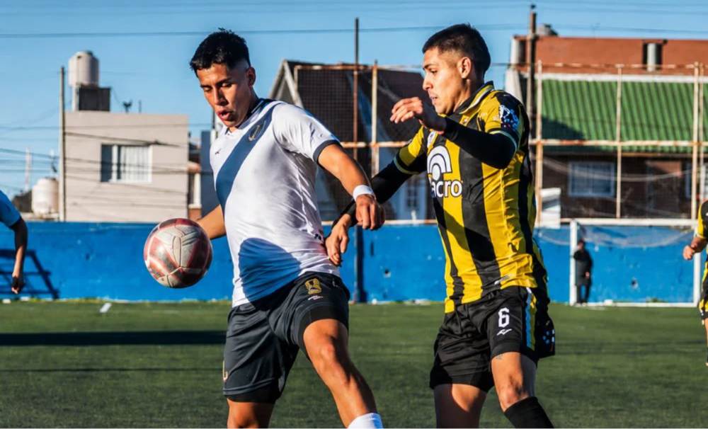 Guillermo Brown y Deportivo Madryn. Foto @stephborbo.ph