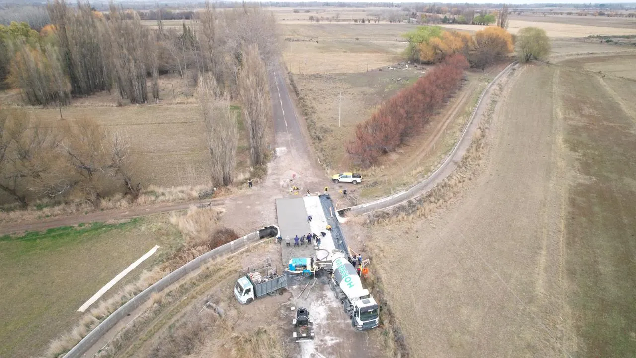 Culminan los tabajos en RP7 entre Gaiman y Dolavon