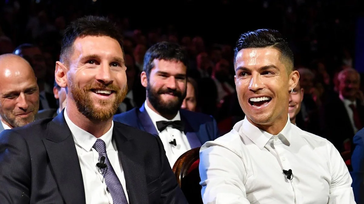 Lionel Messi y Cristiano Ronaldo. Foto Olé