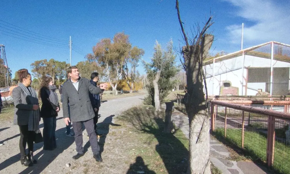 Recorrida por el ex zoológico