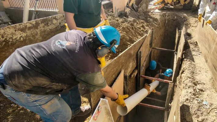 Reemplazo de cañerias 160 viviendas