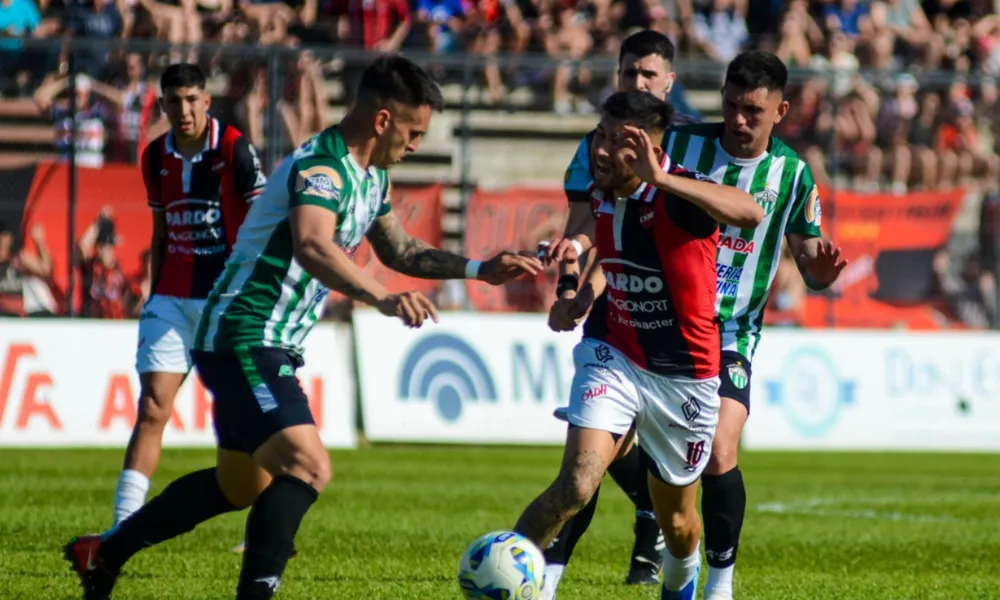Germinal empato en Pergamino