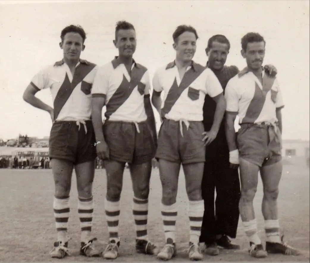 Junto a su hermano gemelo Irving, formó una dupla recordada por todos