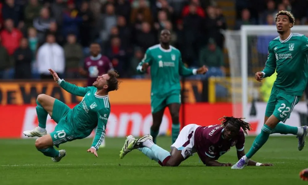 Alexis Mac Allister fue titular ante Burnley.