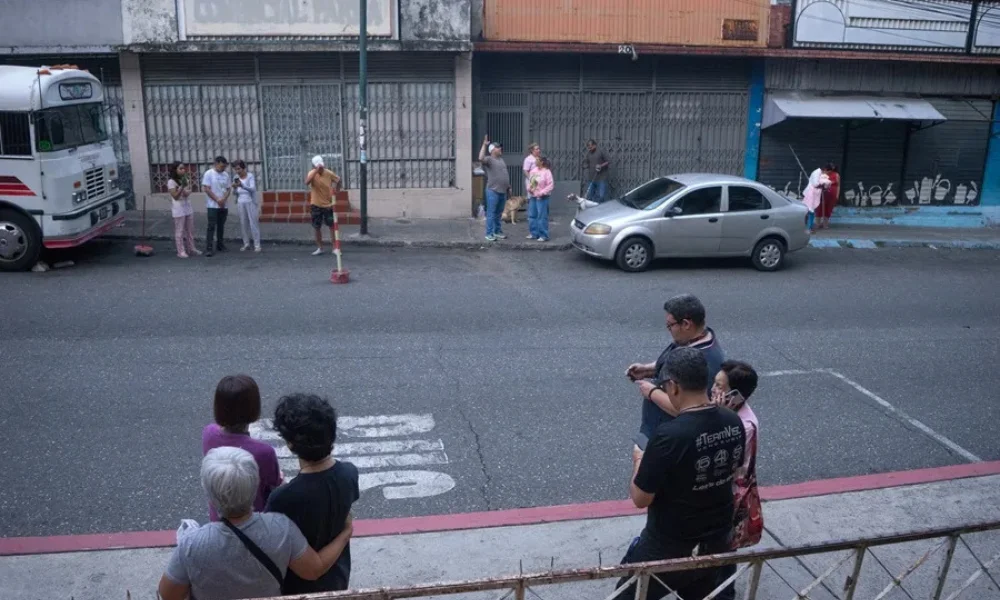 Hasta el momento no se reportaron daños materiales ni víctimas asociados a este episodio.