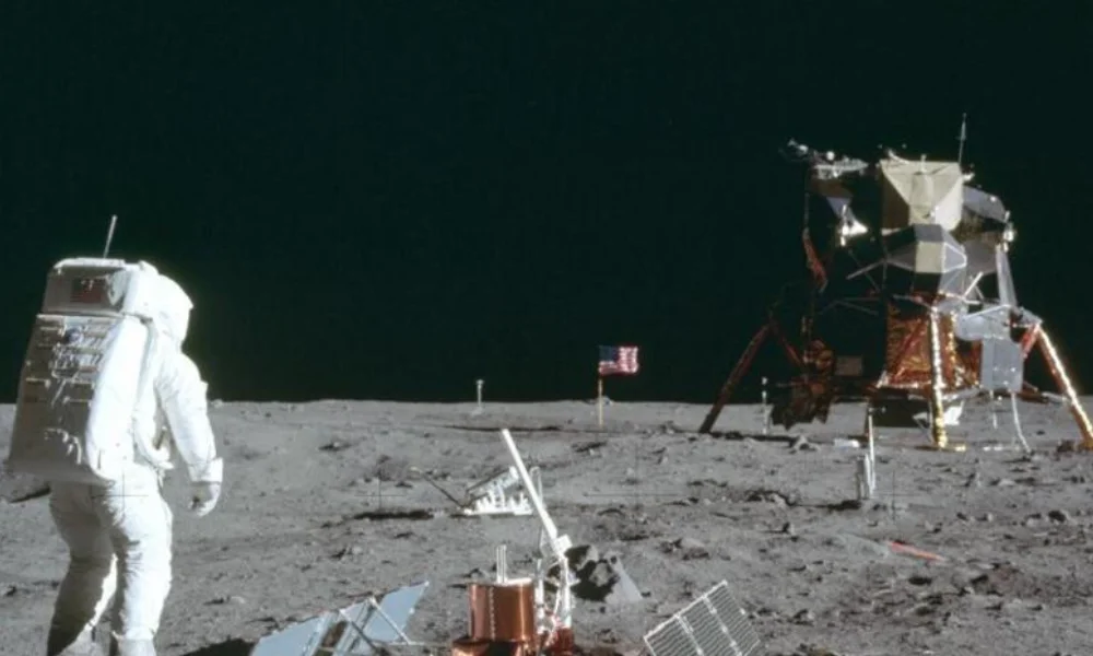 El nuevo esquema establece que Artemis III operará en 2027 en órbita baja terrestre.