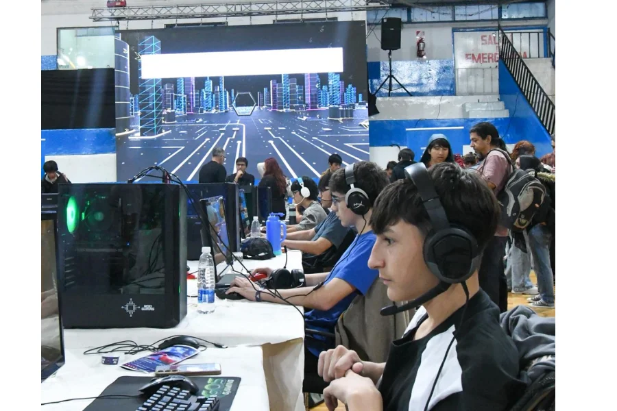 Trelew vivió un sábado colmado de actividades y gran participación familiar (1)
