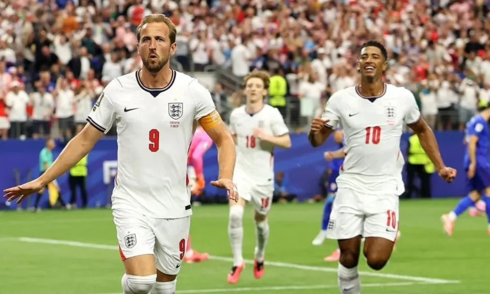 Harry Kane apareció como la principal referencia de área y firmó un doblete que resultó decisivo.