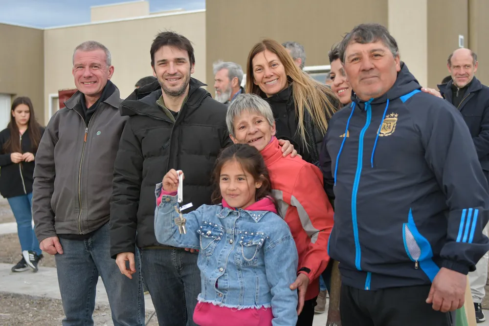 Se entregaron 24 viviendas en Gaiman