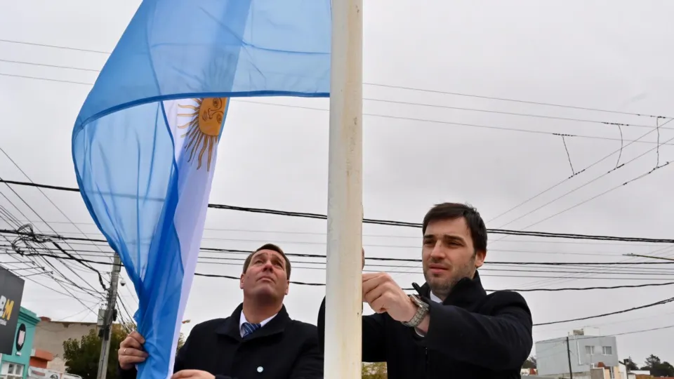 Acto día de la bandera Nacho Torres