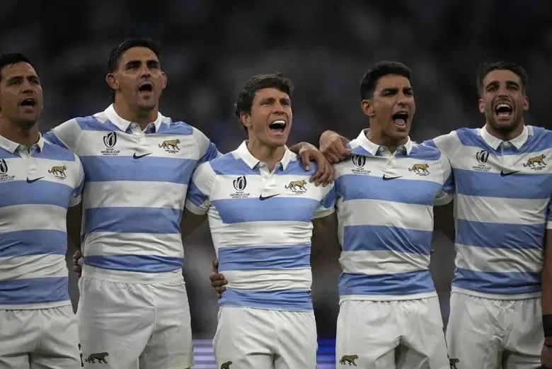 LOS PUMAS  